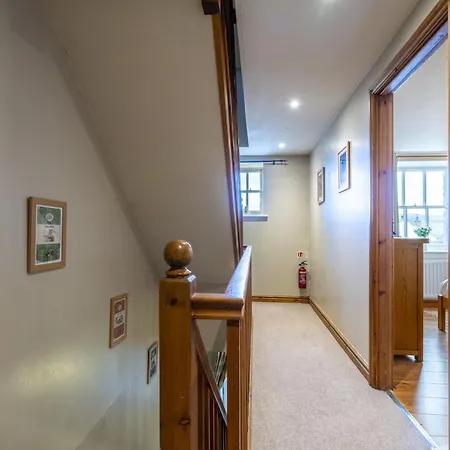 Near Todd - 3 Bed In A Rural Setting *