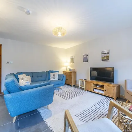 Near Todd - 3 Bed In A Rural Setting *