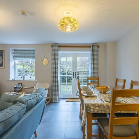 Near Todd - 3 Bed In A Rural Setting