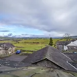 Near Todd - 3 Bed In A Rural Setting *