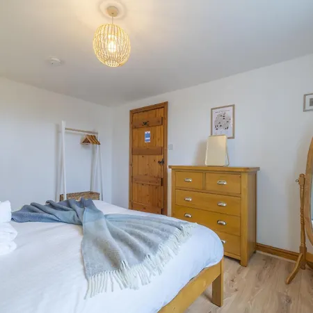 Near Todd - 3 Bed In A Rural Setting בית נופש *